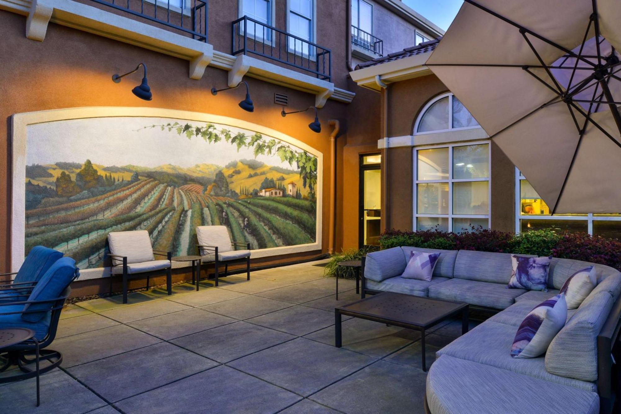 Hilton Garden Inn Napa Exterior foto